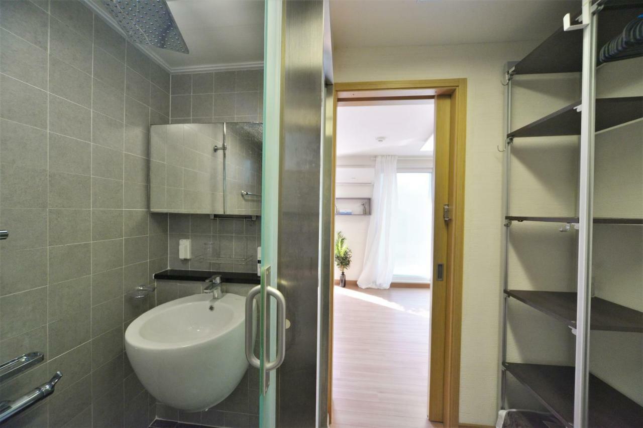 Fave Helloworld Apartment